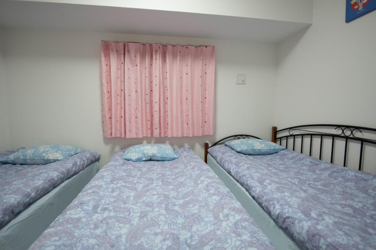 クリスタルエグゼ 日本橋 Apartment Ōsaka